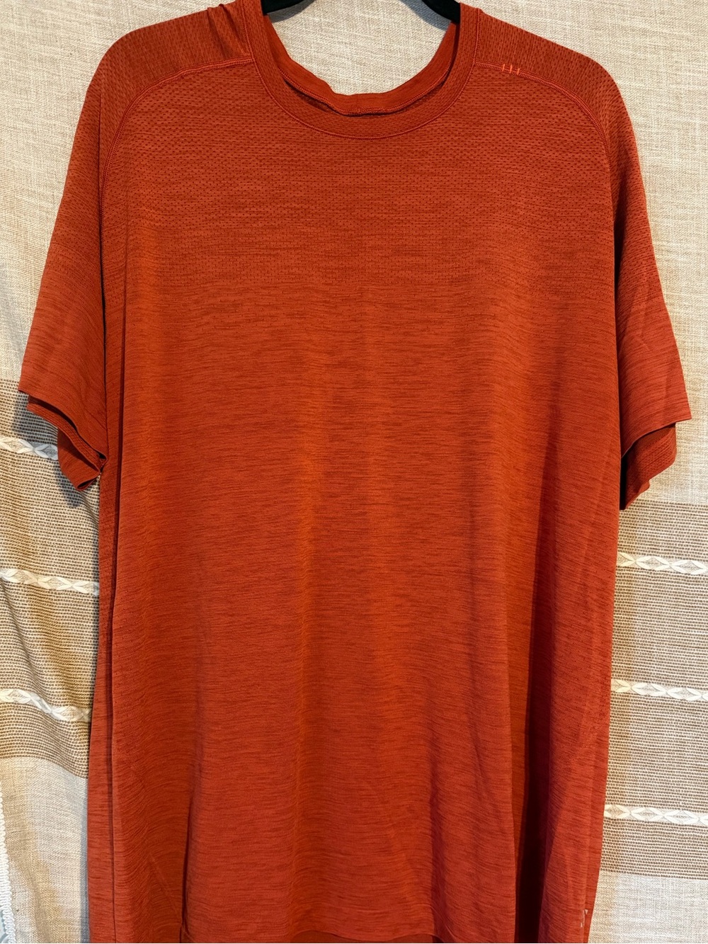 Lululemon Metal Vent Tech Short- Sleeve Shirt